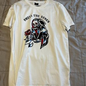 H&M White Tee with graphic design “Smell The Roses”